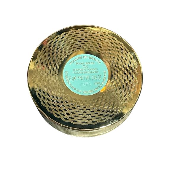 Gucci Bronzing Powder in Medium 03 - Picture 2 of 3